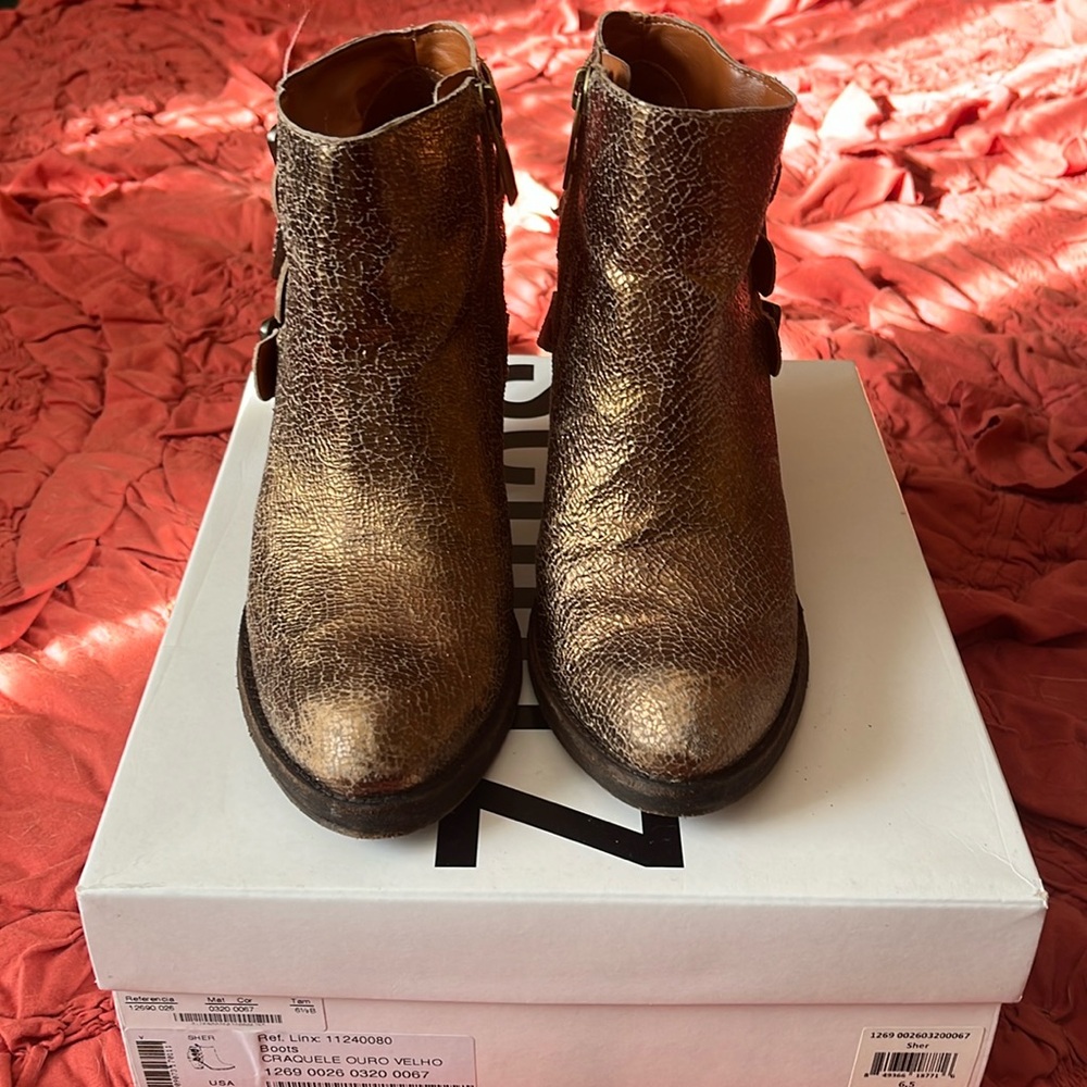Schutz 3 buckle Sher boots